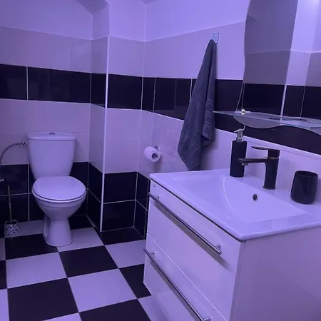 Apartman V Rodinnem Dome Яромнєрж Екстер'єр фото