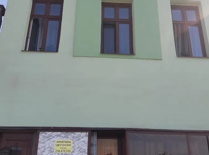 Apartman V Rodinnem Dome